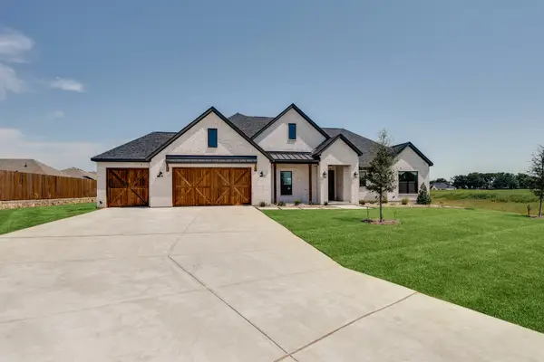100 White Ash Drive, Krugerville, TX 76227