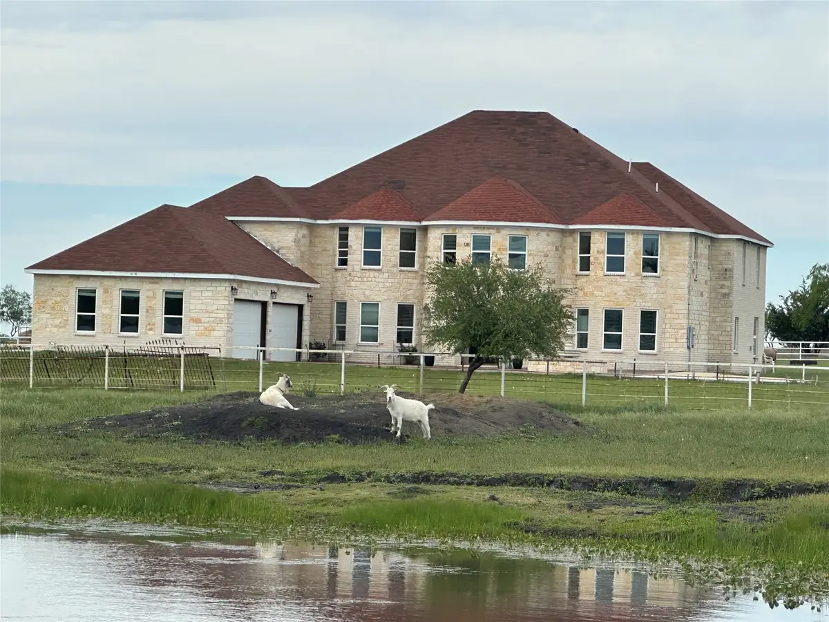 241 Gentry Road, Ennis, TX 75119 - #1