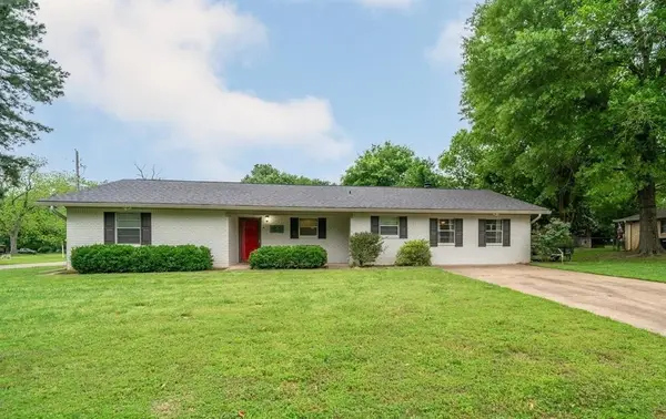 102 Randal Ln, Pittsburg, TX 75686
