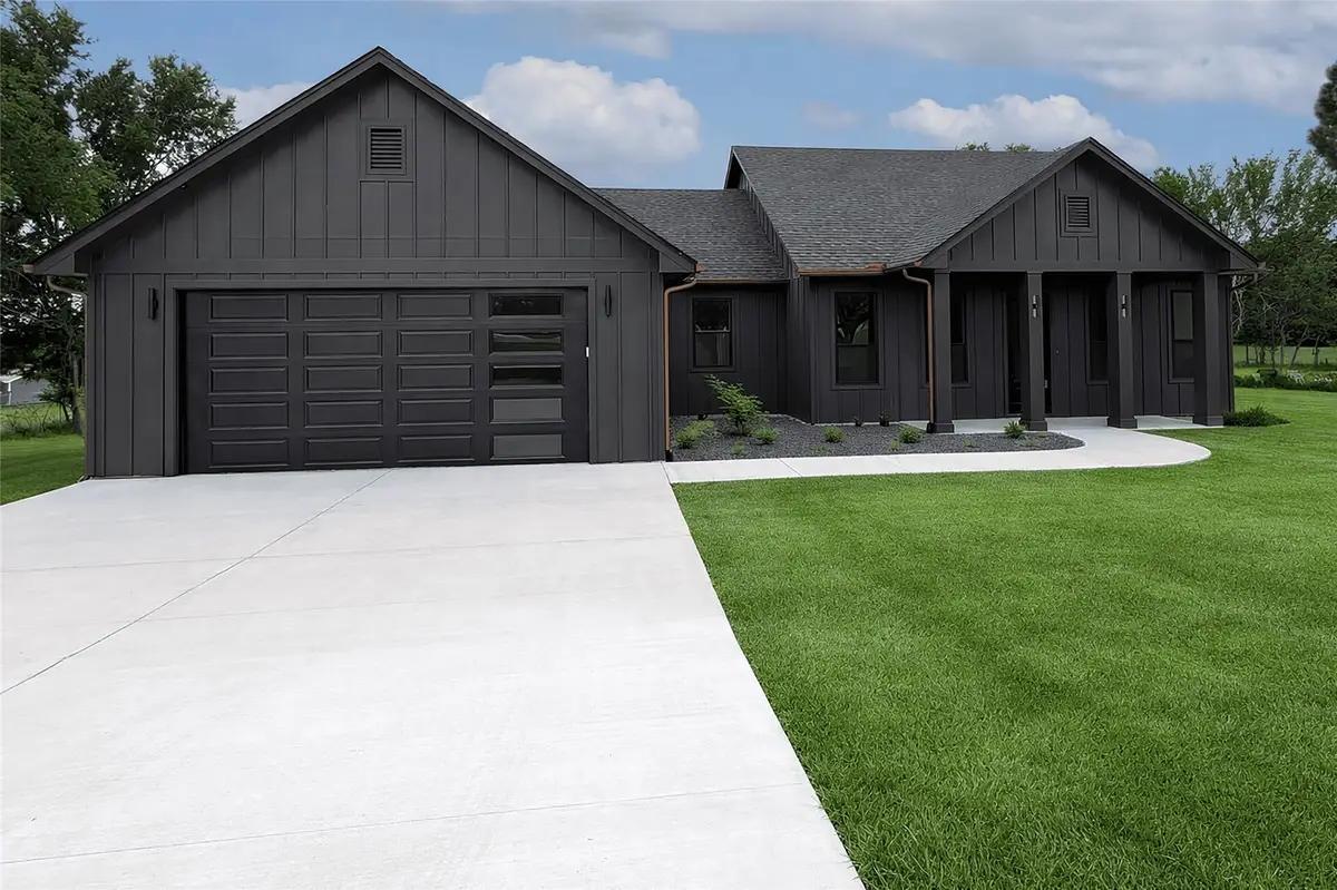 828 Quail Run, Cleburne, TX 76031 - #1