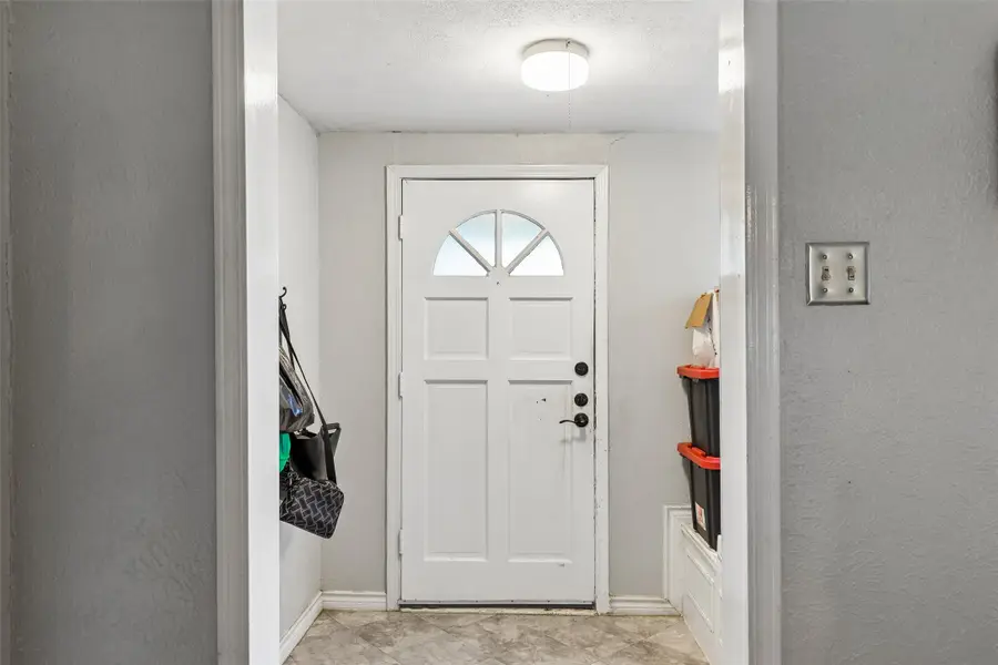 2816 Encino Drive, Dallas, TX 75228 - #2