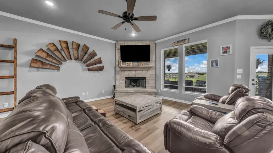 677 County Road 3341, Paradise, TX 76073 - #2