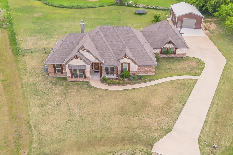 146 Buddy Court, Millsap, TX 76066 - #2
