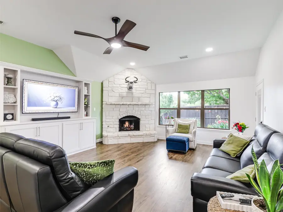 7401 Cobblestone Court, McKinney, TX 75072 - #3