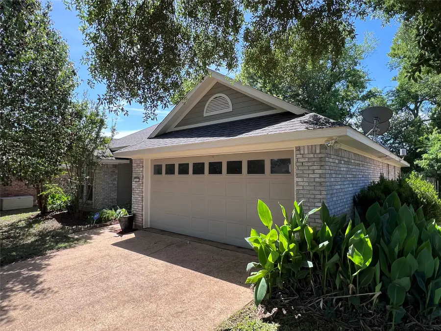 311 S Parkridge Drive, Benton, LA 71006 - #2