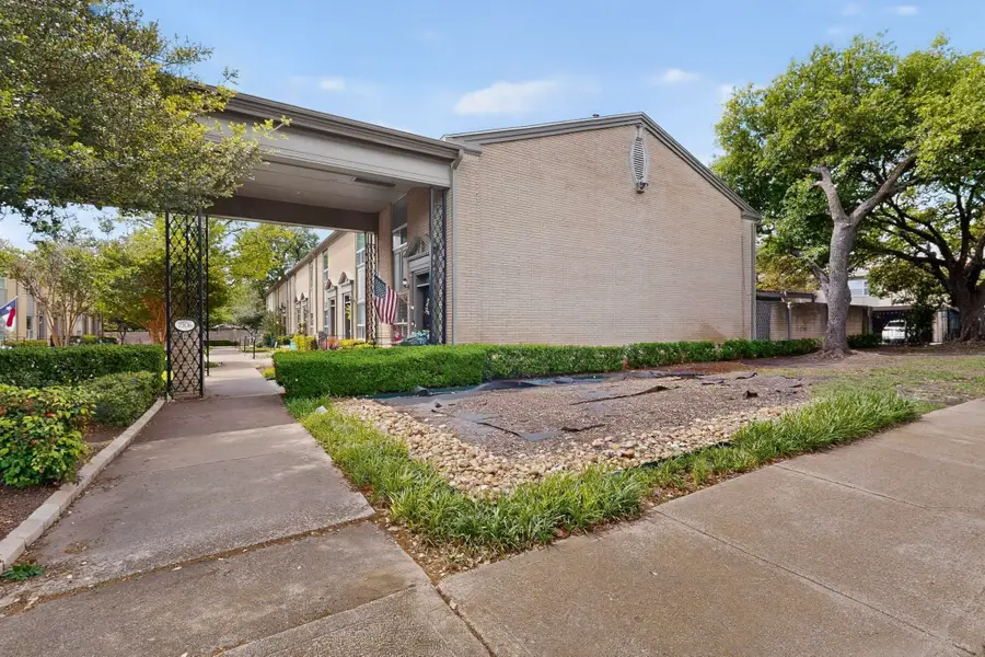 7506 W Northwest Highway #8, Dallas, TX 75225 - #3