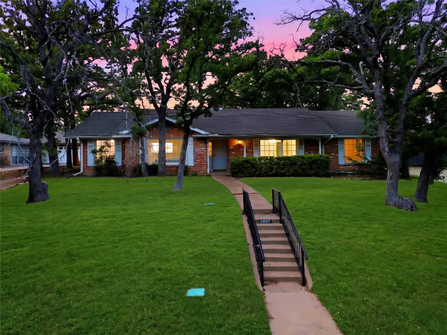 2907 Lakeshore Court, Arlington, TX 76013 - #3