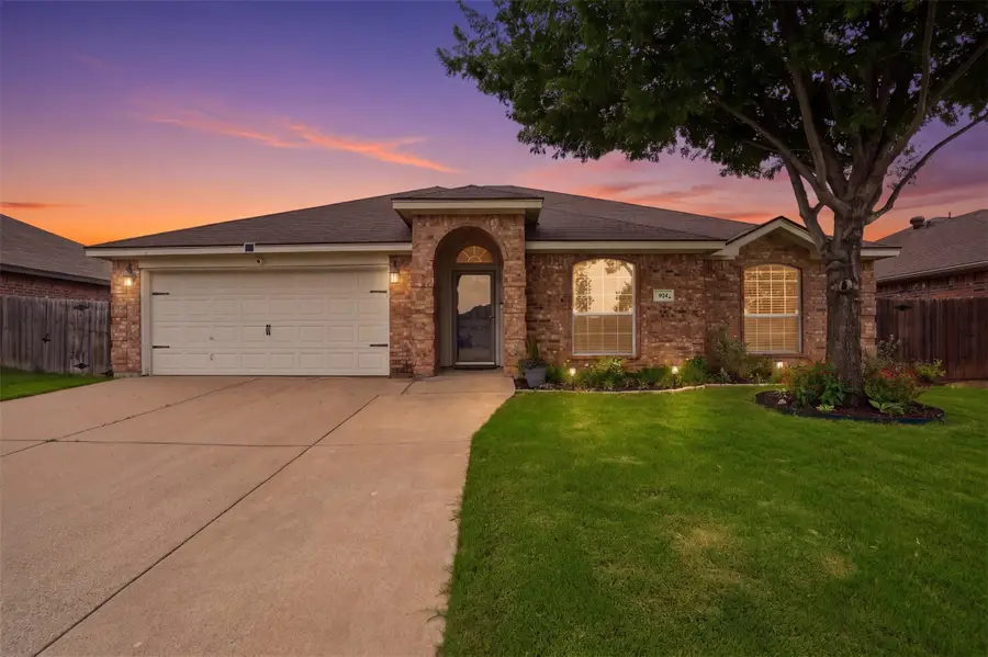 924 Crowder Drive, Crowley, TX 76036 - #2