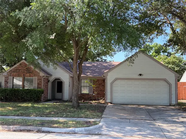 112 Cinnamon Lane, Euless, TX 76039