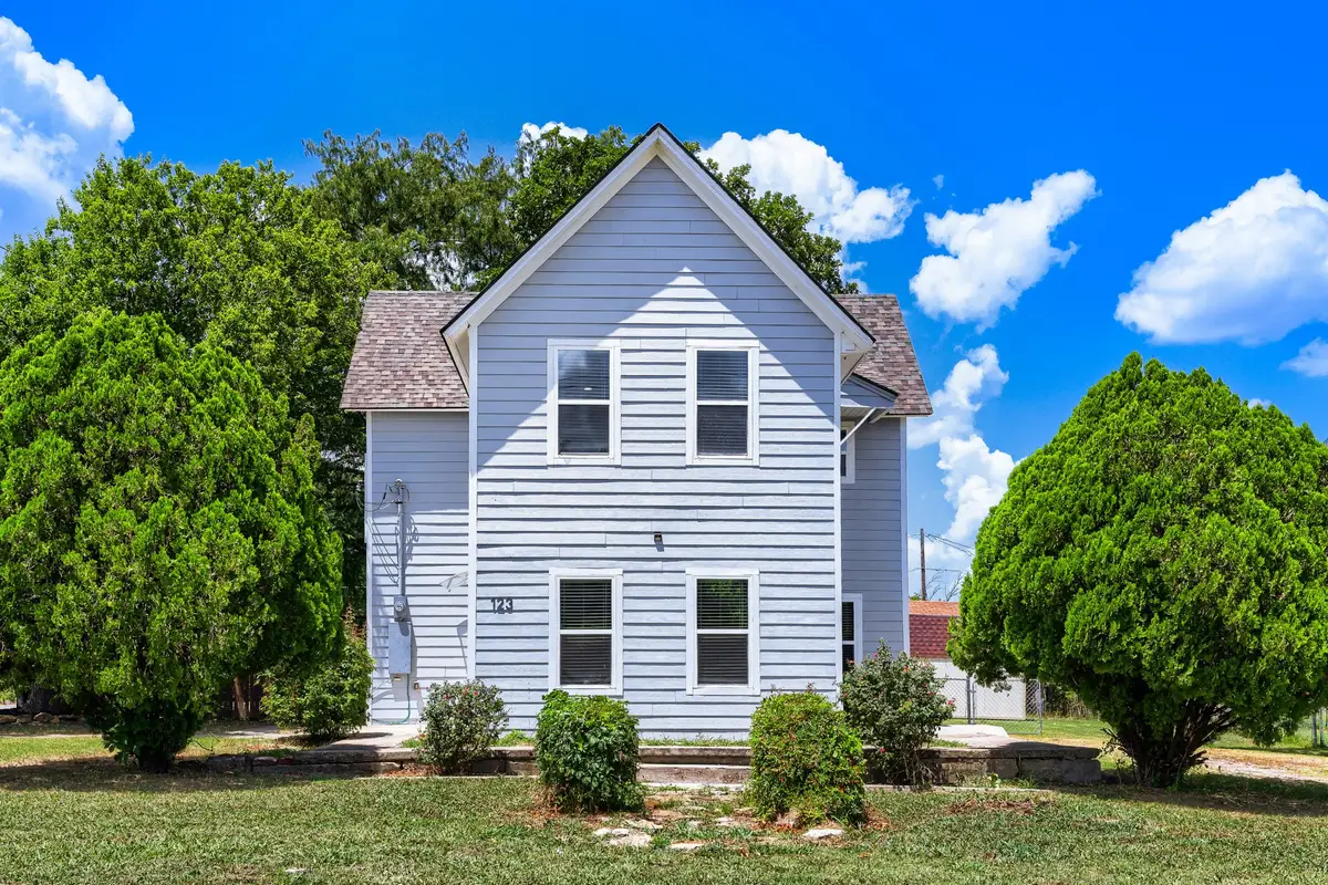 123 S 2nd Street, Sanger, TX 76266 - #1