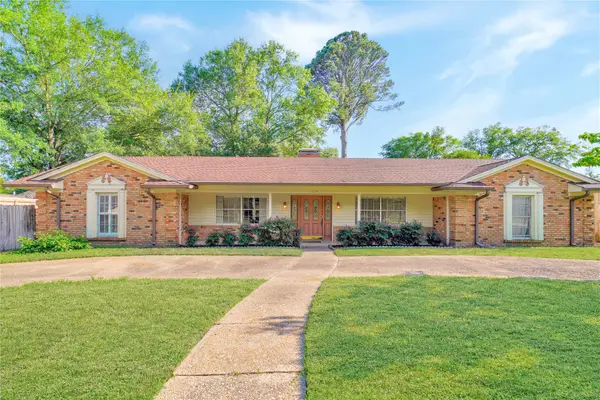 1114 Brookshire Drive, Tyler, TX 75071