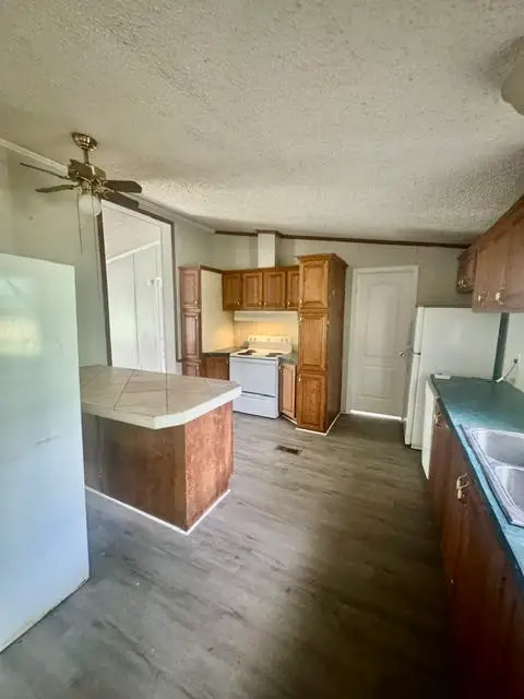 723 Highland Circle, Springtown, TX 76082 - #3