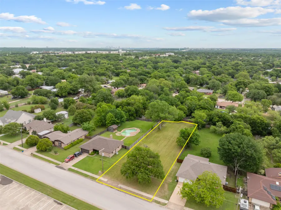 1023 Bryant Street, Benbrook, TX 76126 - #2