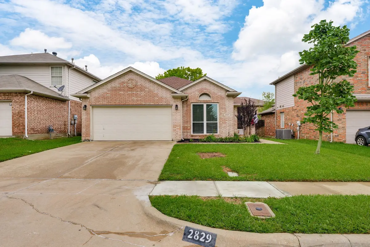 2829 Bull Shoals Drive, Fort Worth, TX 76131 - #1