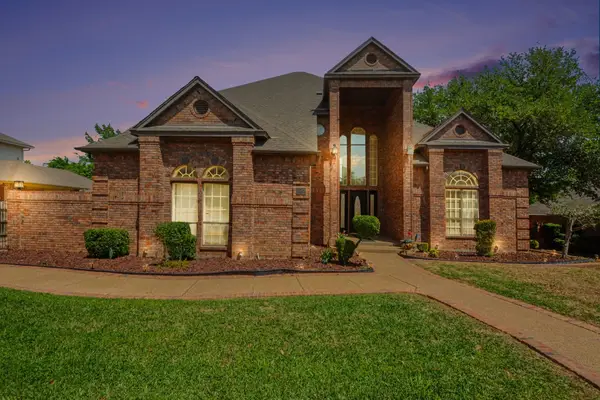 5205 Vicksburg Drive, Arlington, TX 76017