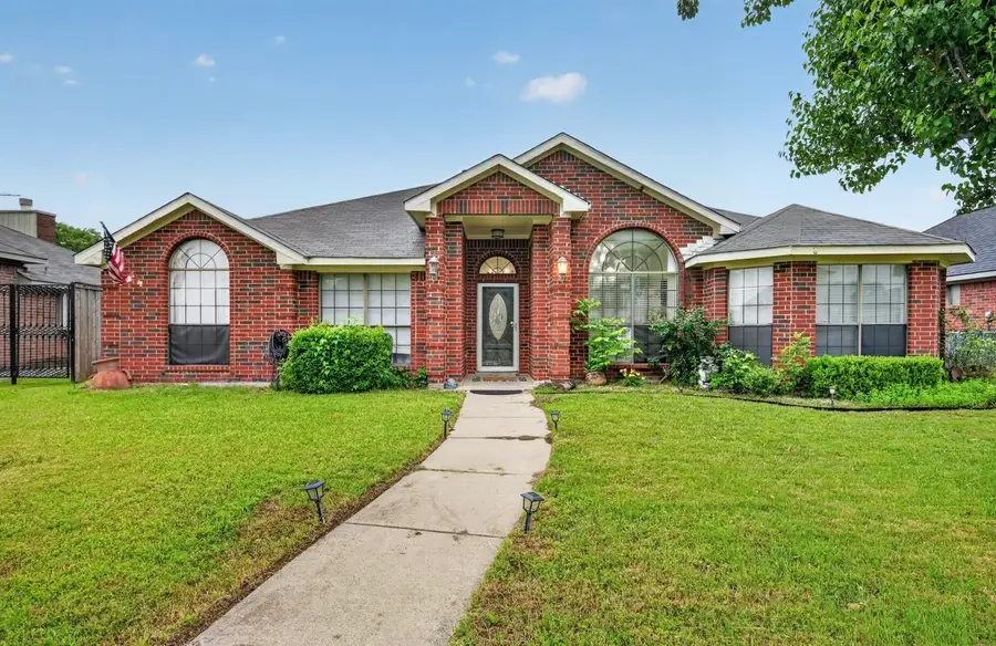 1701 Briargrove Drive, Mesquite, TX 75181 - #2