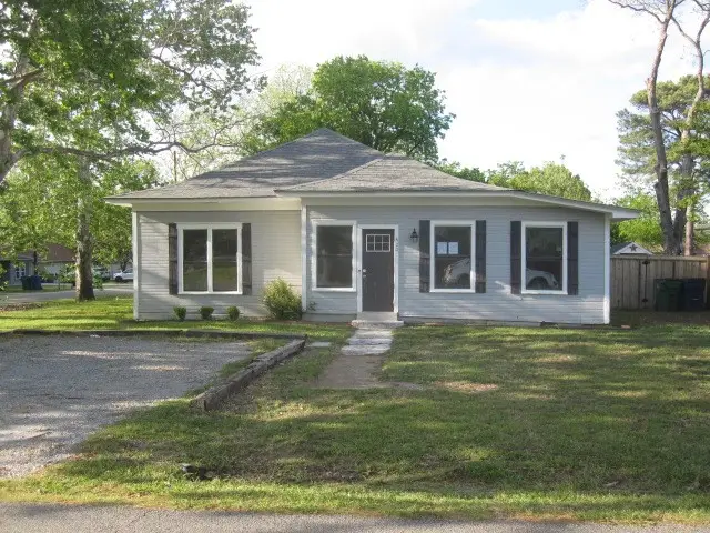 400 William Street, Pottsboro, TX 75076 - #1