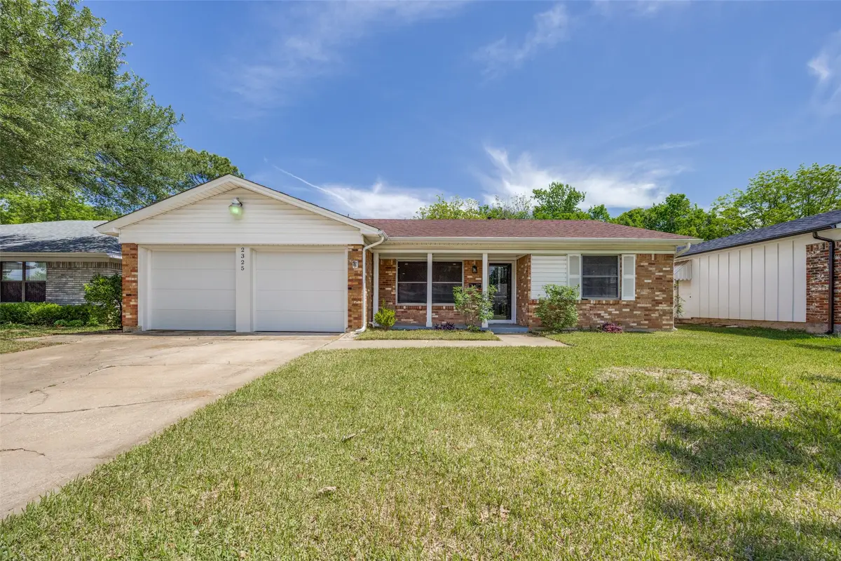 2325 N Ricketts Street, Sherman, TX 75092 - #1