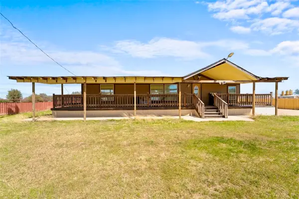 277 Deer Shadw Circle, Whitney, TX 76692