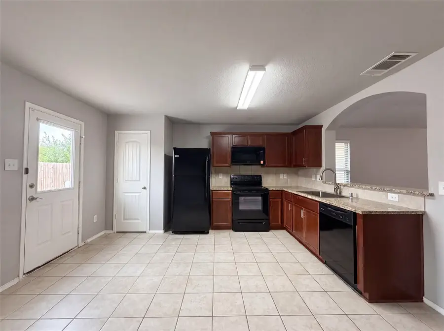 214 Park Avenue, Anna, TX 75409 - #3