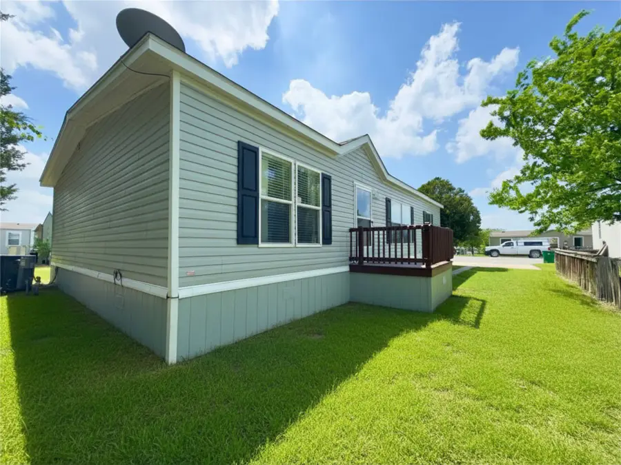 118 Bluffview Drive, Knollwood, TX 75092 - #2