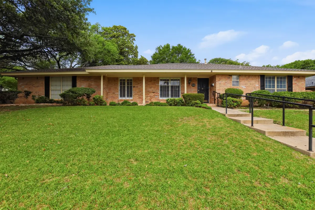 5208 Westhaven Drive, Fort Worth, TX 76132 - #1