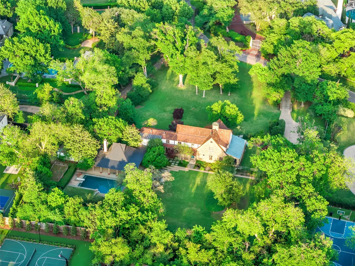 9333 Meadowbrook Drive, Dallas, TX 75220 - #1