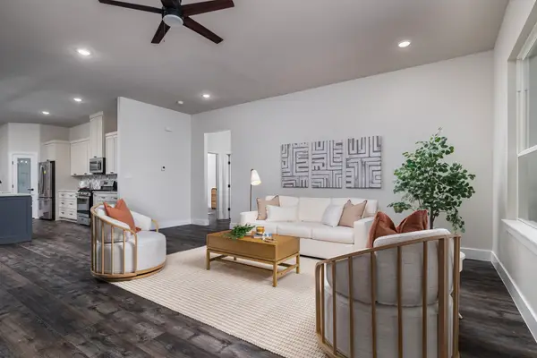 621 Oaklawn Drive, River Oaks, TX 76114