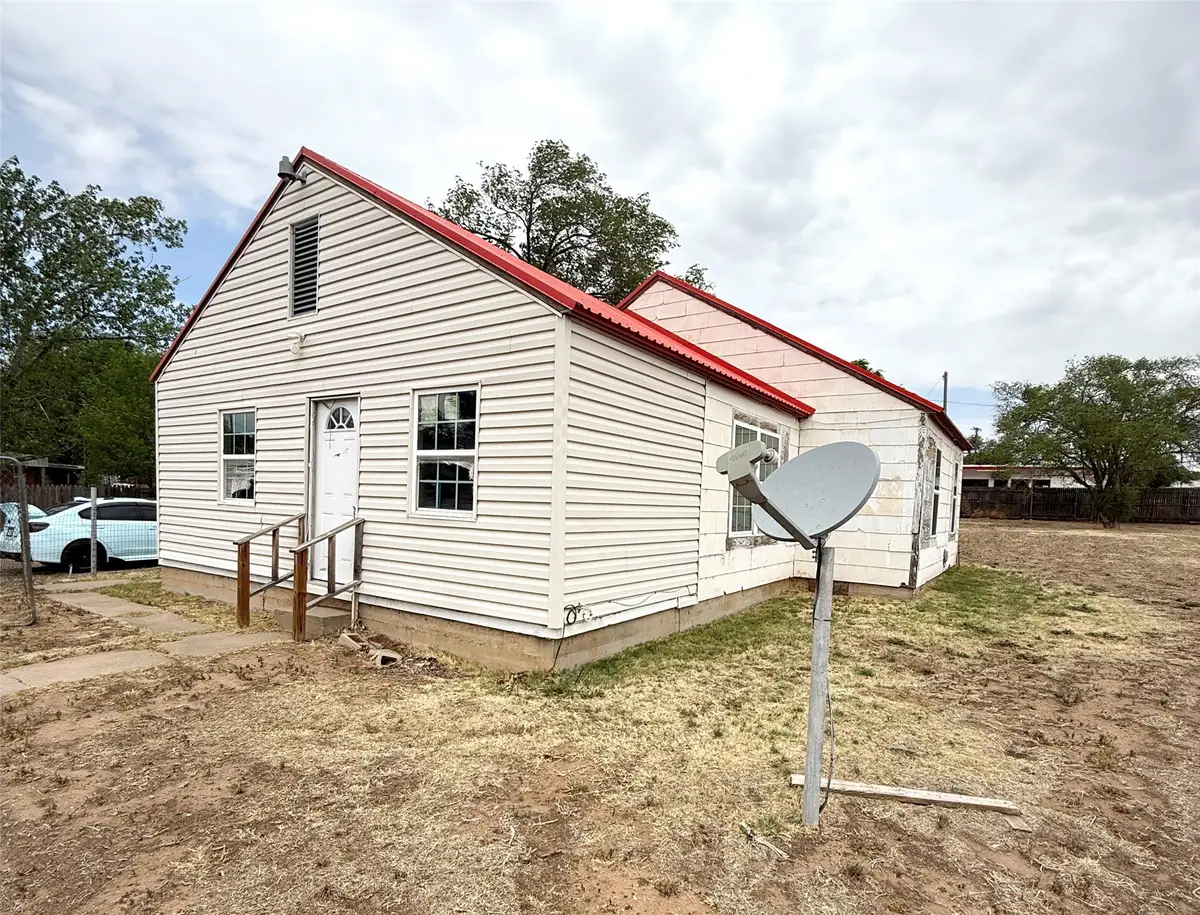 207 E Central Avenue, Amarillo, TX 79108 - #1