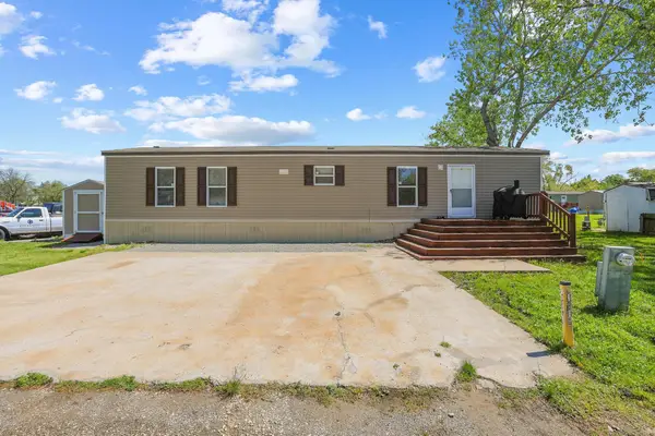 110 Knollwood Drive, Knollwood, TX 75092