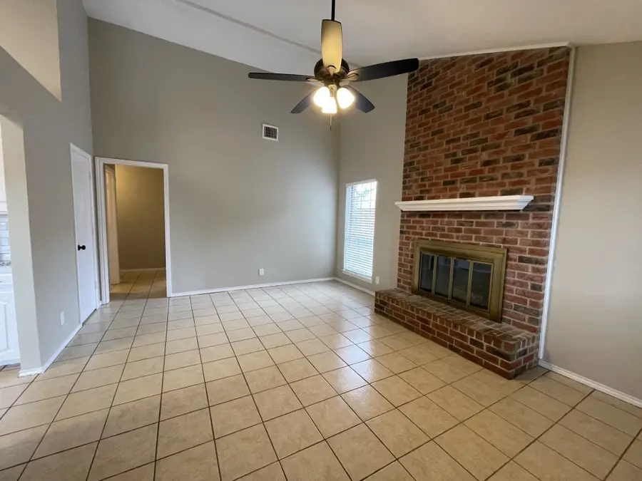 4104 Green Acres Circle, Arlington, TX 76017 - #3
