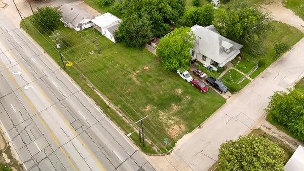 2419 Lawnwood Street, Fort Worth, TX 76111