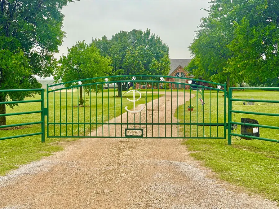 14717 Burns Branch Road, Krum, TX 76249 - #2
