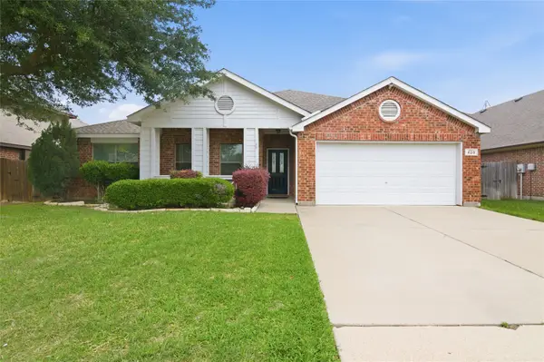 820 Forest Heights Drive, Fort Worth, TX 76036