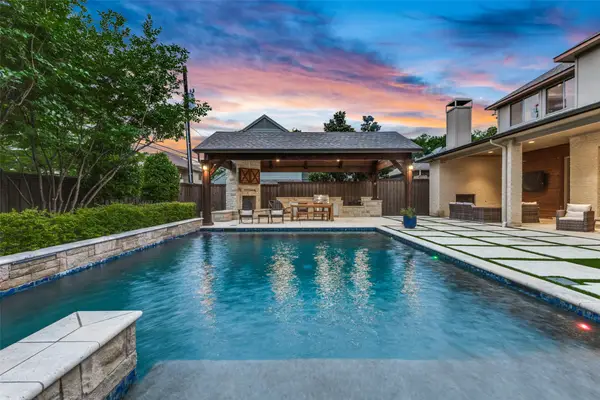 6836 Casa Loma Avenue, Dallas, TX 75214