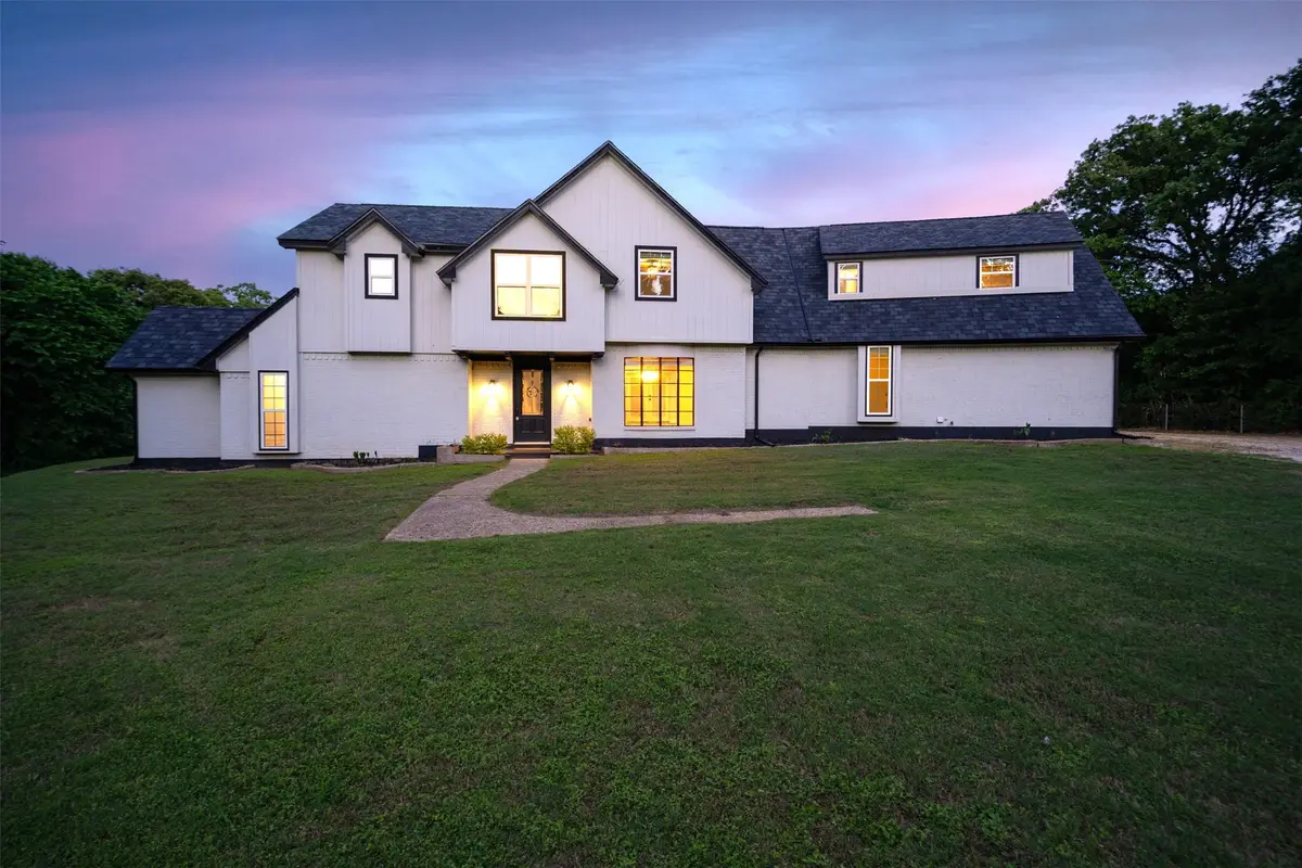 7511 Willow Oak Lane, Arlington, TX 76001 - #1