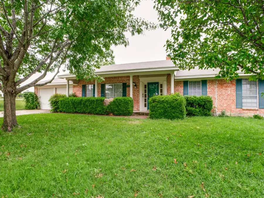 501 Stevens Drive, Benbrook, TX 76126 - #2