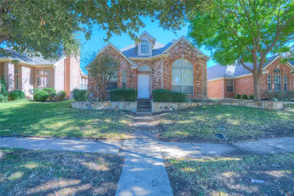9504 Rodeo Drive, Irving, TX 75063