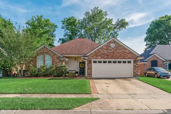 5912 Summerville Lane, Bossier City, LA 71111