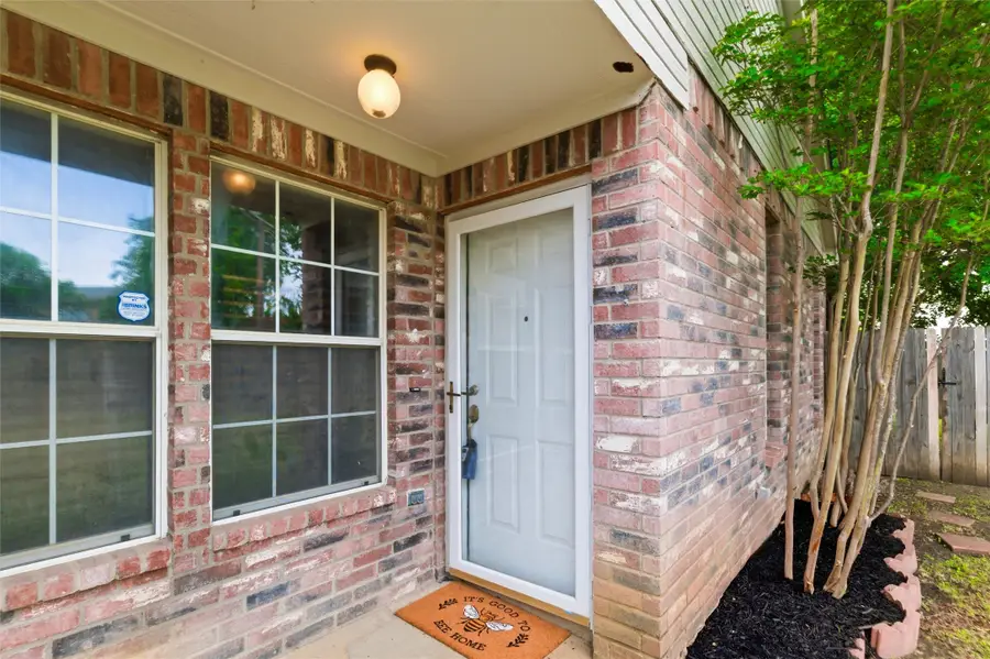 1001 Brenner Court, Arlington, TX 76017 - #3