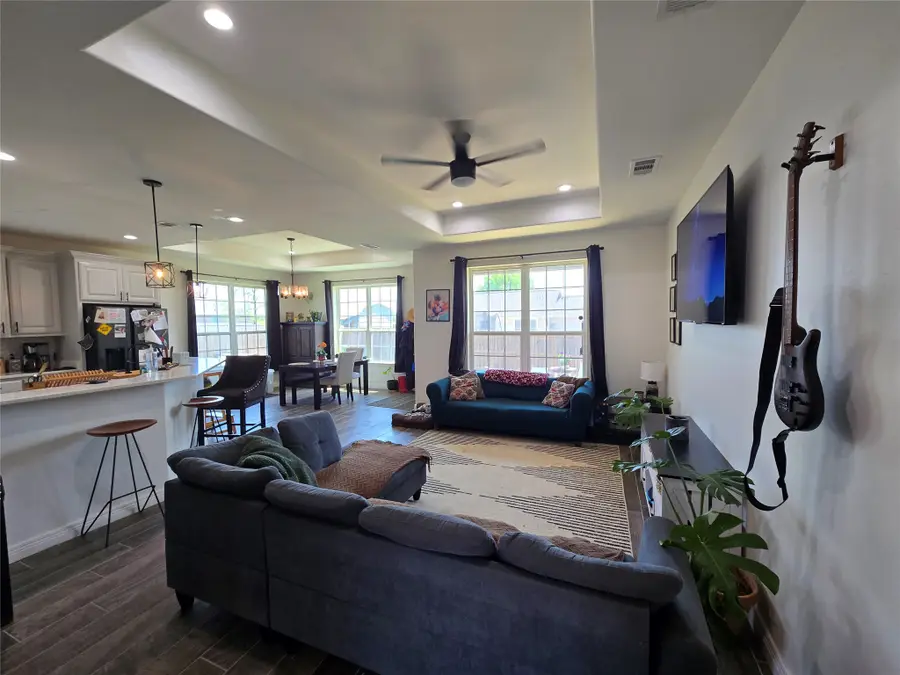 109 Baker Street, Mount Vernon, TX 75457 - #3