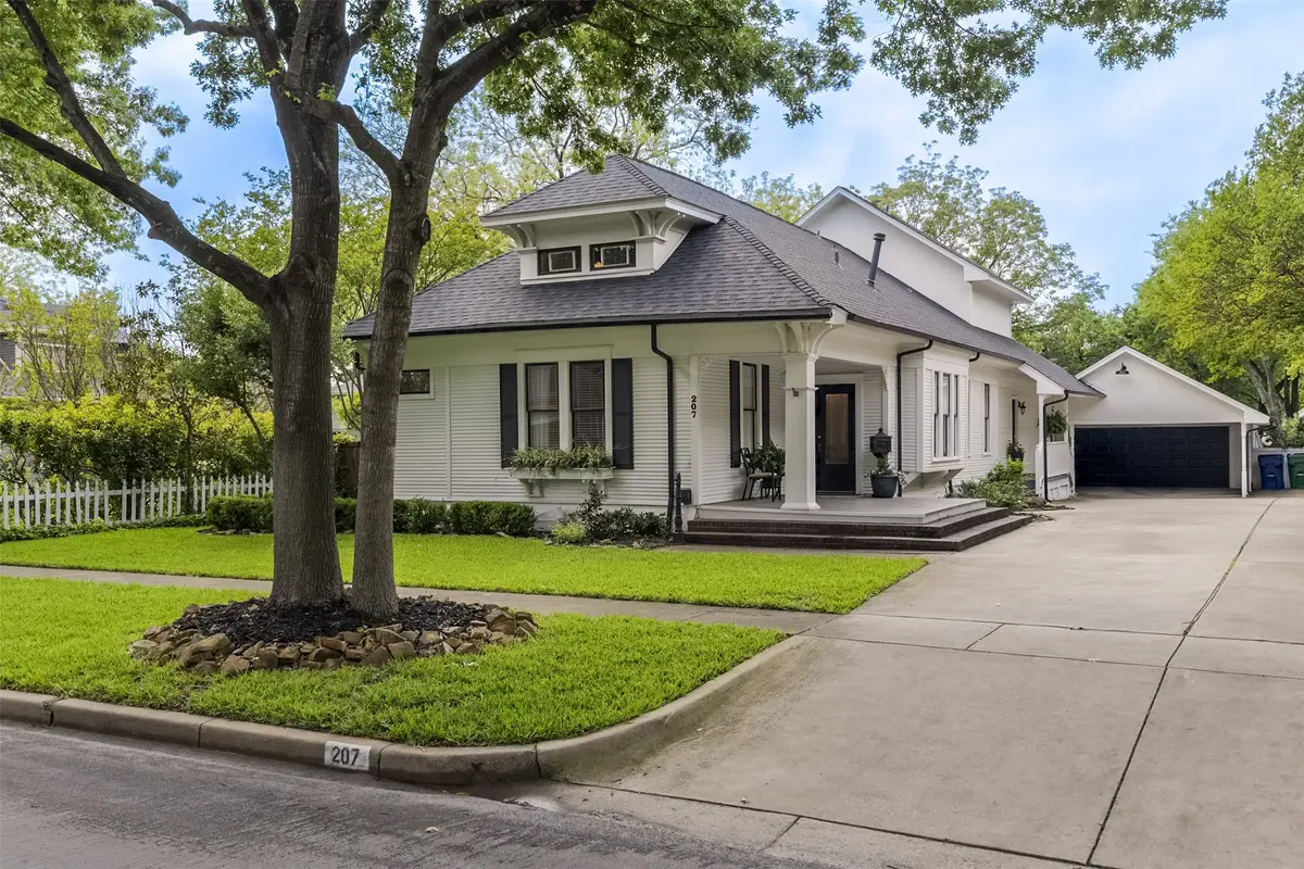 207 Williams Street, Waxahachie, TX 75165 - #1