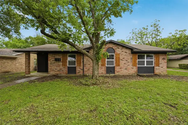 113 Goliad Street, McGregor, TX 76657