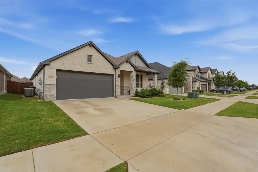 10609 Kenosha Street, Fort Worth, TX 76179 - #3