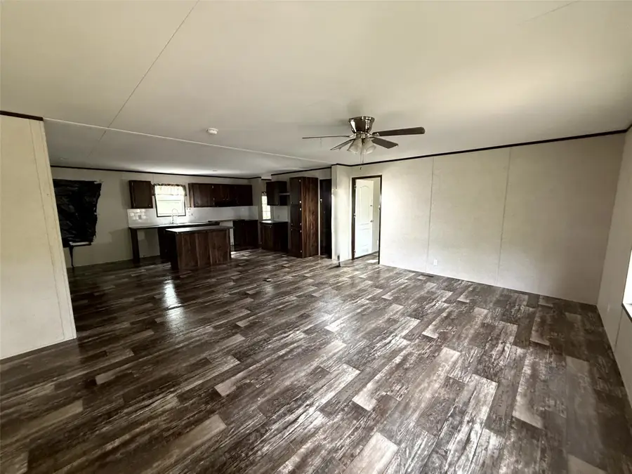 106 Summers Circle, Azle, TX 76020 - #2