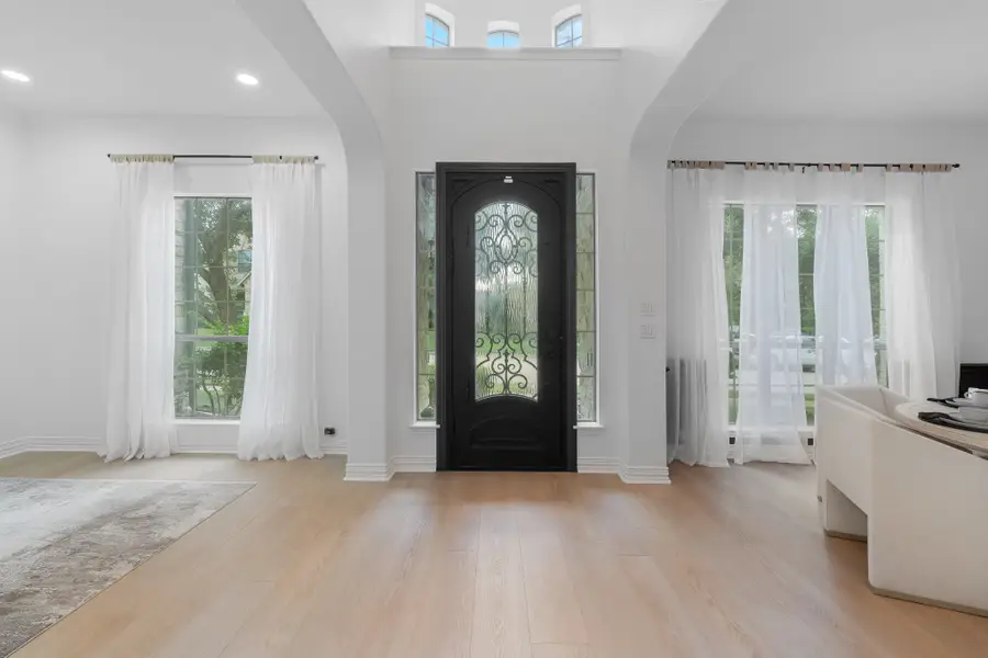 8605 Lindenwood Lane, Irving, TX 75063 - #3