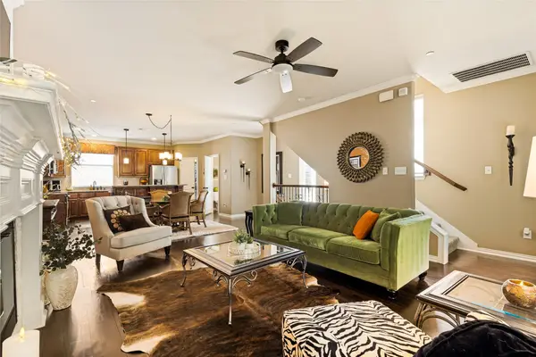 2500 Rockbrook Drive #A31, Lewisville, TX 75067