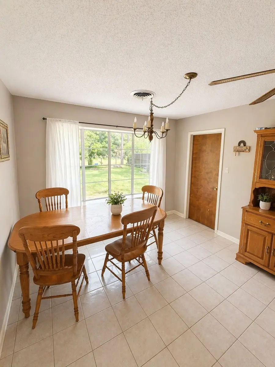 504 Aspen Road, Gainesville, TX 76240 - #3