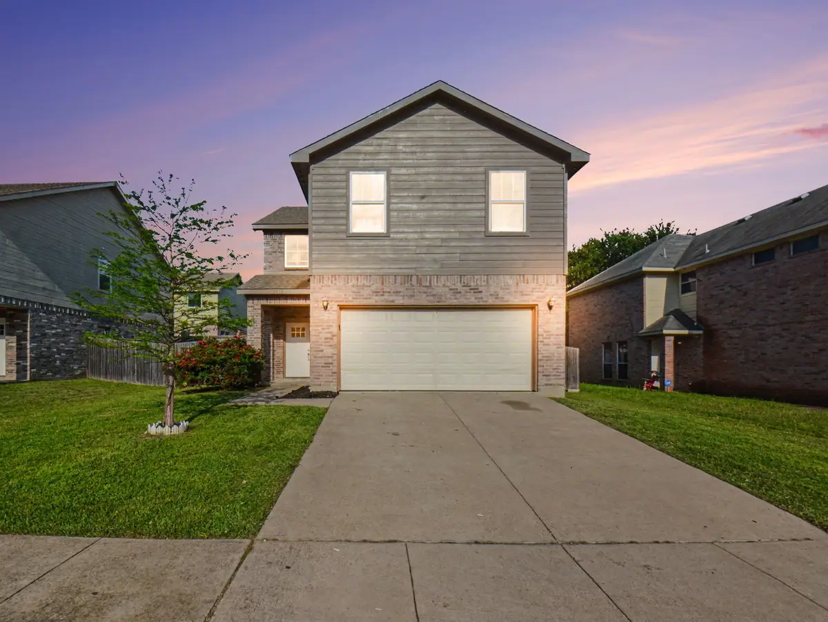 3538 Apple Valley Way, Dallas, TX 75227 - #1