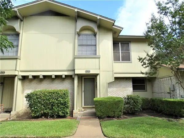 1903 Cobblestone Lane, Garland, TX 75042